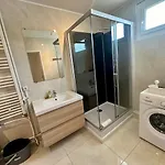 Au Coeur Du Quartier Taittinger Apartment Reims