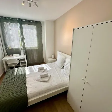 Lägenhet Au Coeur Du Quartier Taittinger Reims