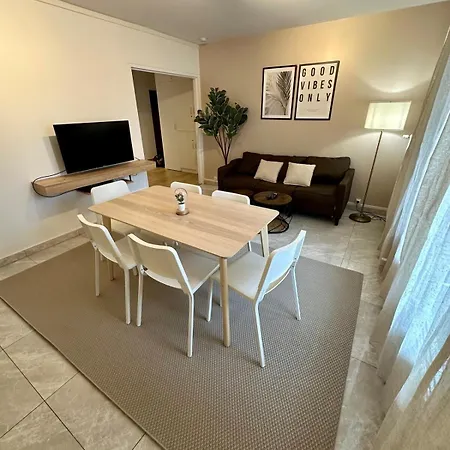 Au Coeur Du Quartier Taittinger *