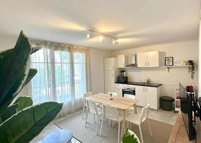 Au Coeur Du Quartier Taittinger Apartman *